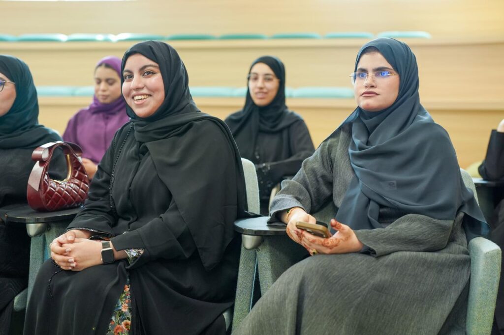 Tatweer organises youth debates at Sharjah Parliamentary Summit